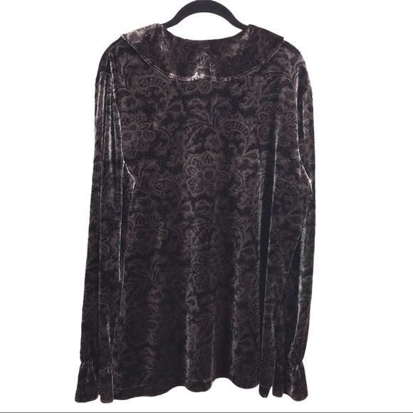 Vintage Plush Velour Floral Top - Picture 7 of 8